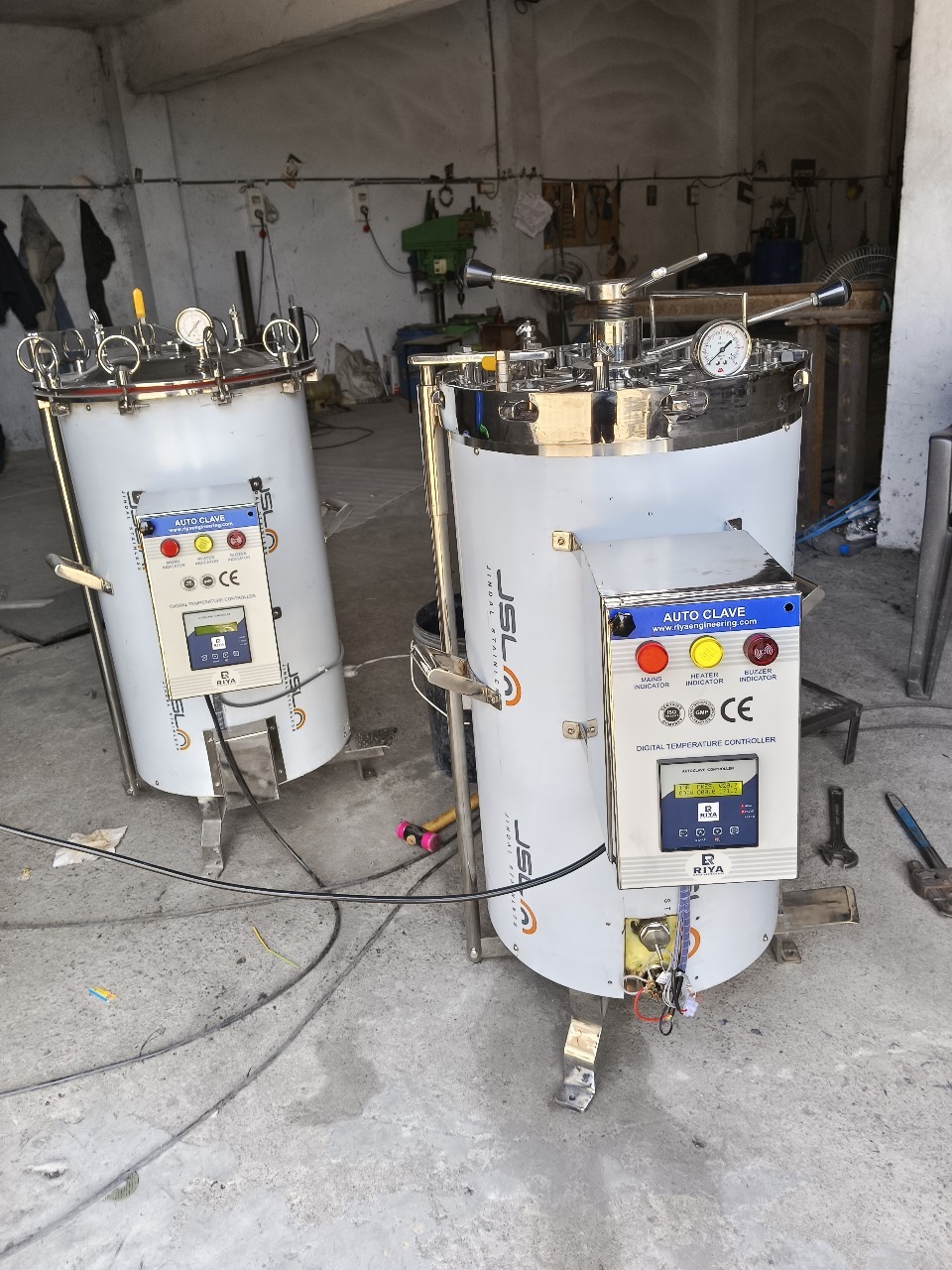 Vertical Autoclave - Stainless Steel 304, 450 Mm X 750 Mm, Double Door | Fully Automatic Operation, 121â°c Sterilizing Temperature, Pressure Steam Sterilization
