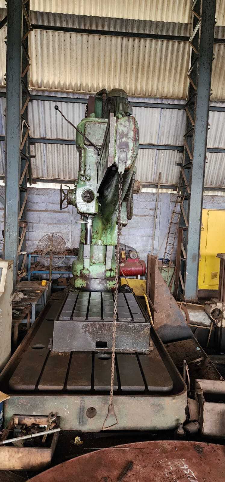 Radial Drilling Machine - Hec 3 Mtr Arm Length, 100mm Spindle Diameter