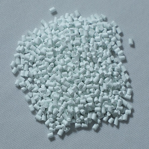 White Masterbatch - Customized Particle Size, High Purity LDPE Granular Type