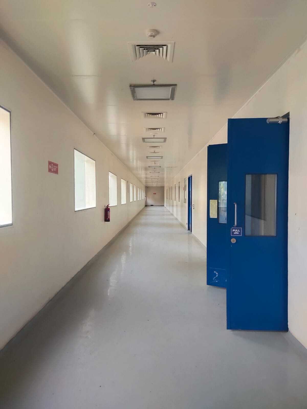 Cold Storage - Stainless Steel, Customized Puff Panels, White | Complete Turnkey Solution With Energy Efficient Condensers, Hermetic And Semi-hermetic Options