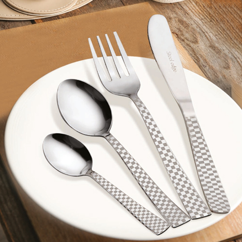 Diamond Lazer Finish Cutlery Set - Color: Silver