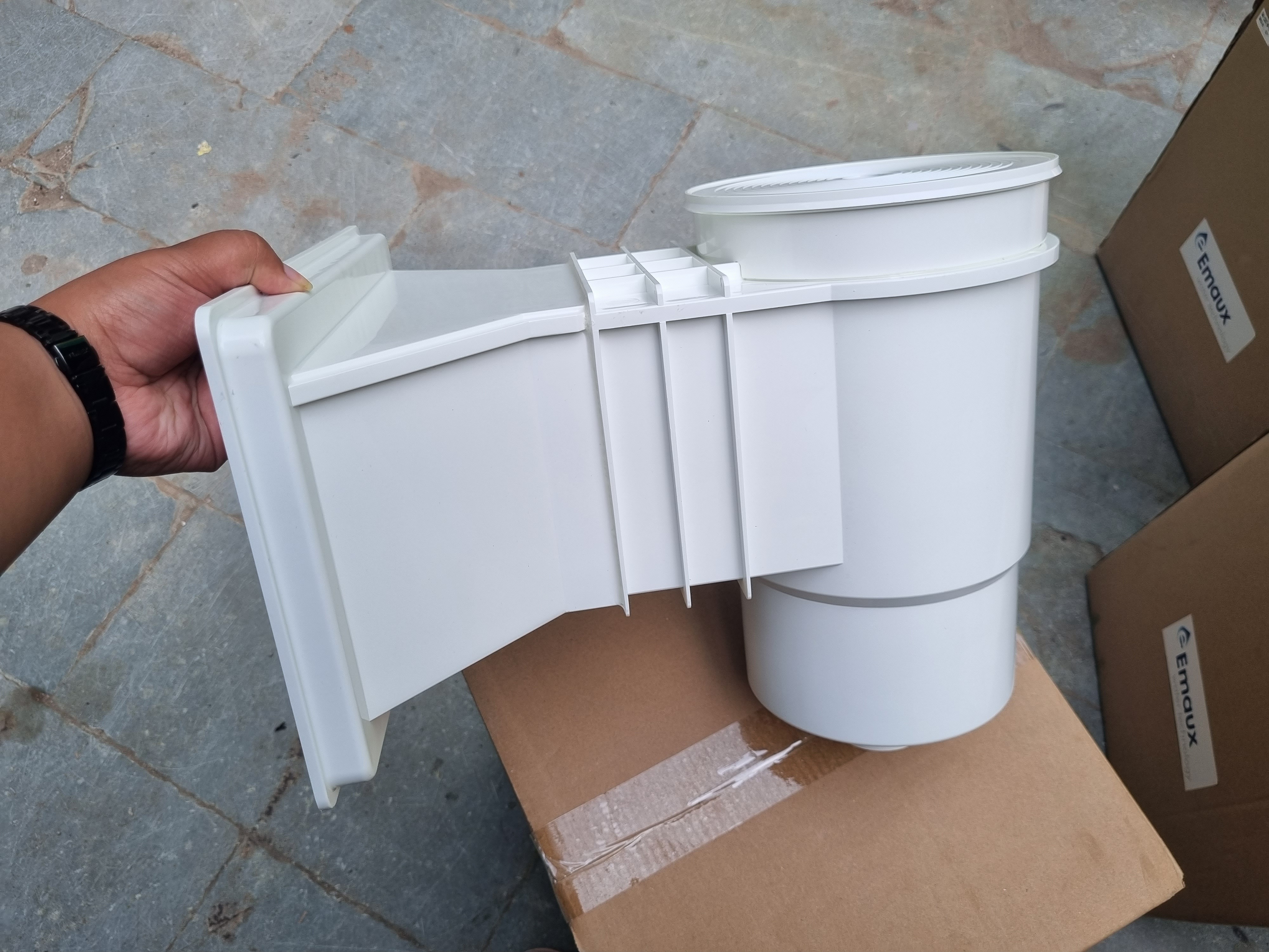 Swimming Pool Skimmer - High Quality Plastic , Heavy-duty Design For Concrete, Fiberglass And Vinyl Surfaces, 6 Month Warranty, Timely Delivery