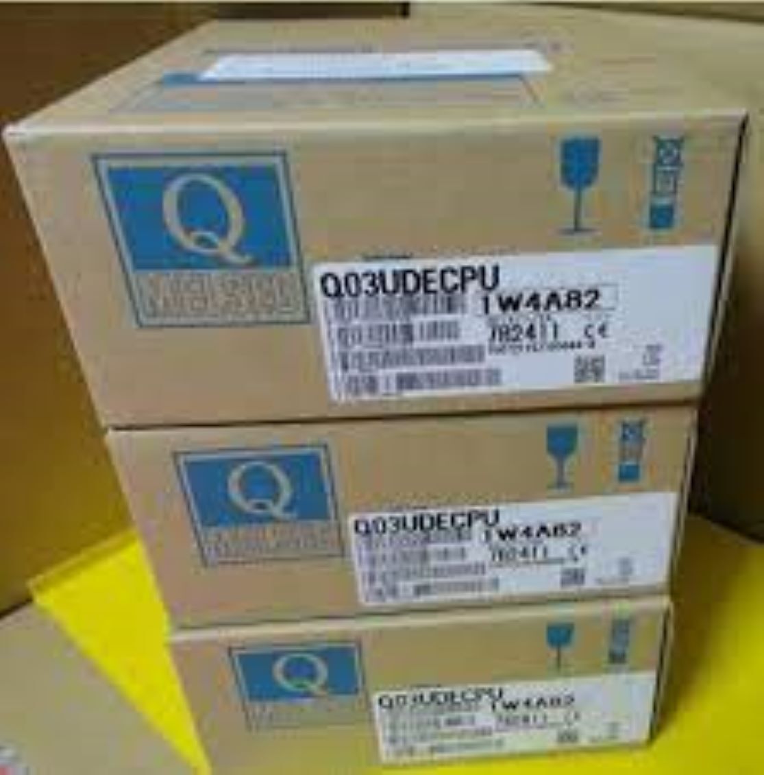 Q03udecpu-siemens Programmable Logic Controller - Dimension (L*w*h): Width (Mm) 27