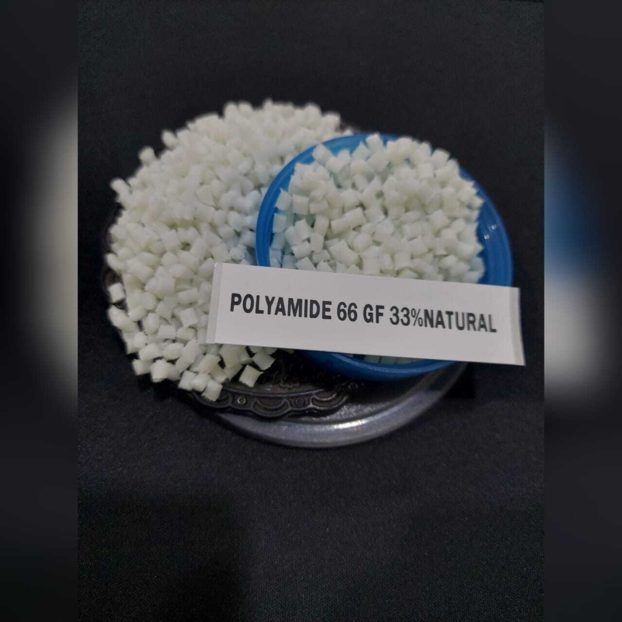 Nylon 66 Gf 33% Black/natural Granules - Color: Natural
