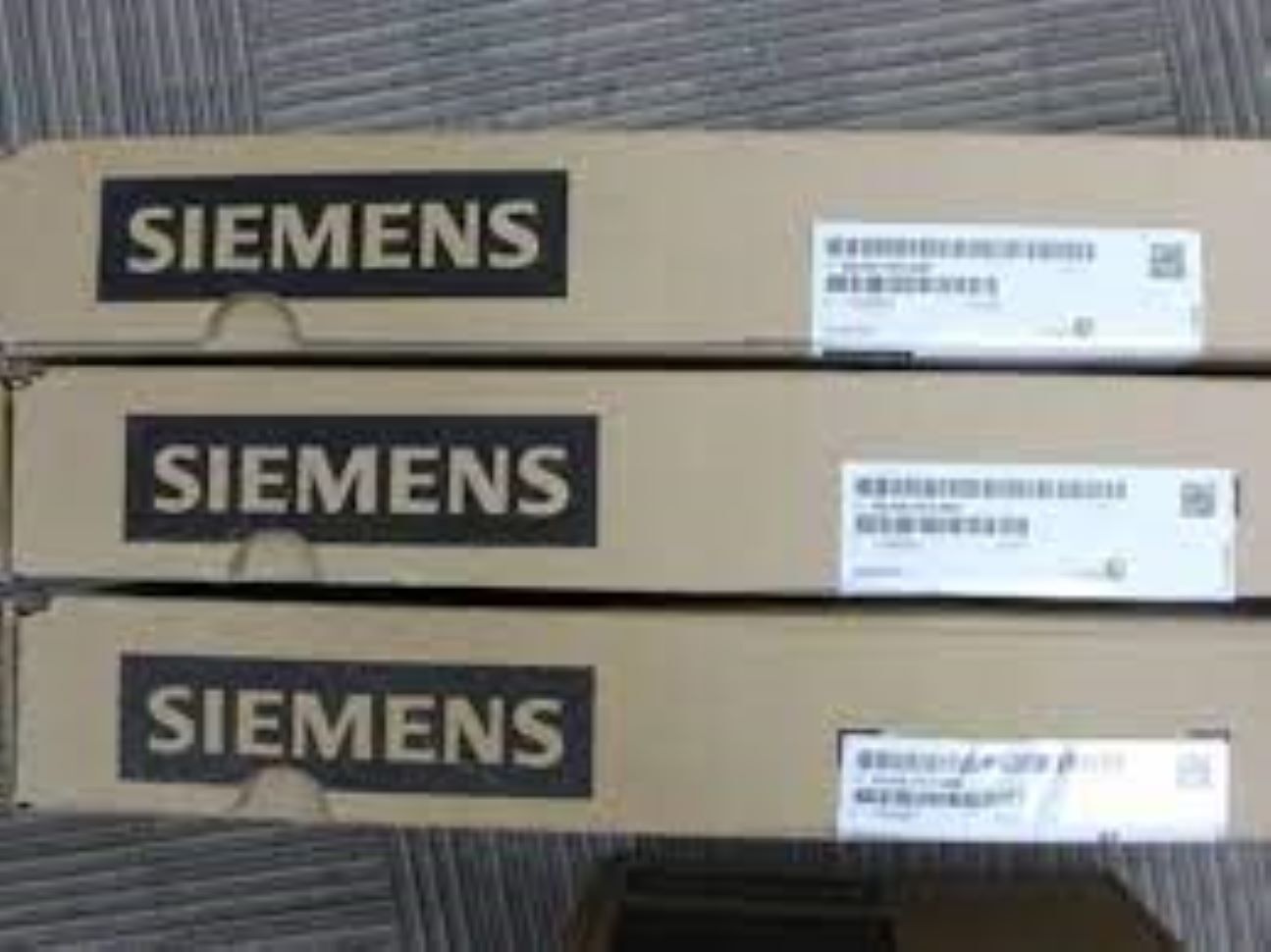 6sl3120-1t23-0aa4-siemens Programmable Logic Controller - Rated Voltage: 400 V 3 Ac