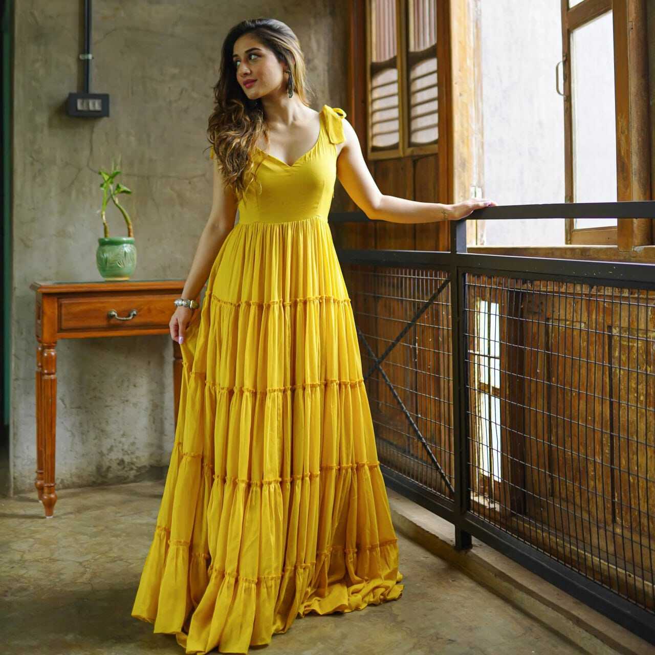 Designer Gown at 649.00 INR in Surat, Gujarat | Tunic Hub