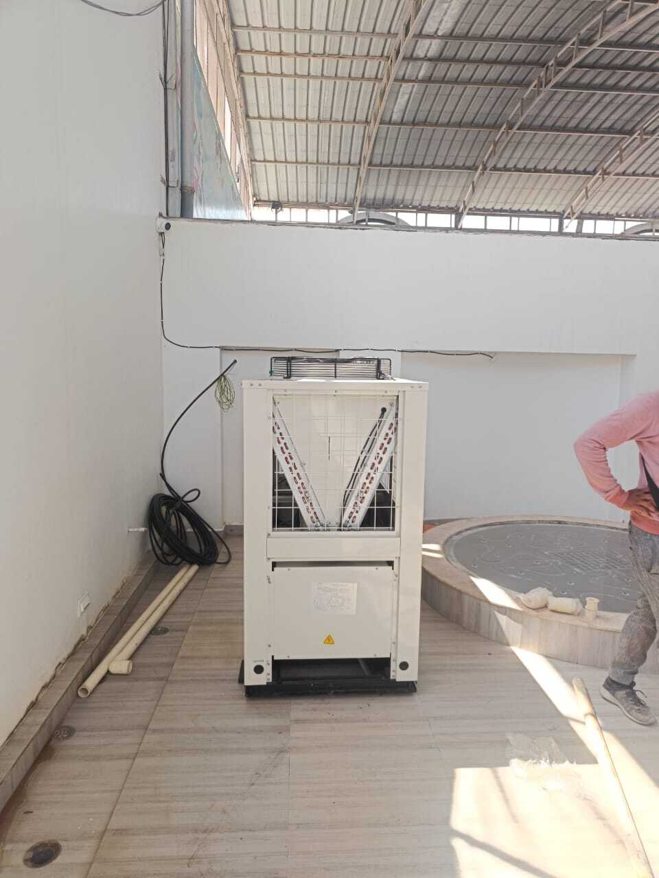 Pool Heat Pump - Capacity: 35000 Liter/day