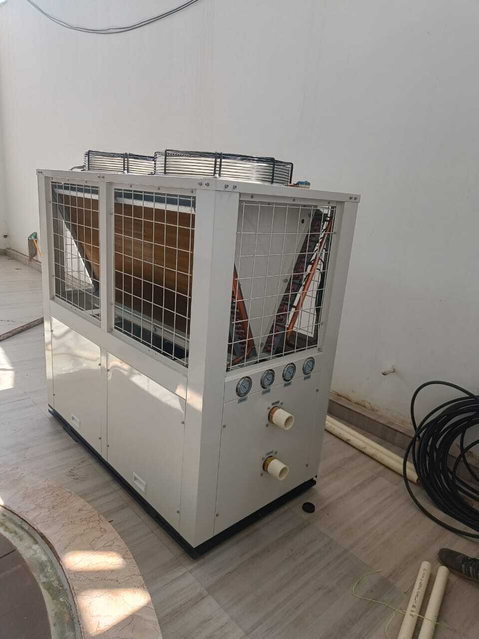 Pool Heat Pump - Capacity: 35000 Liter/day