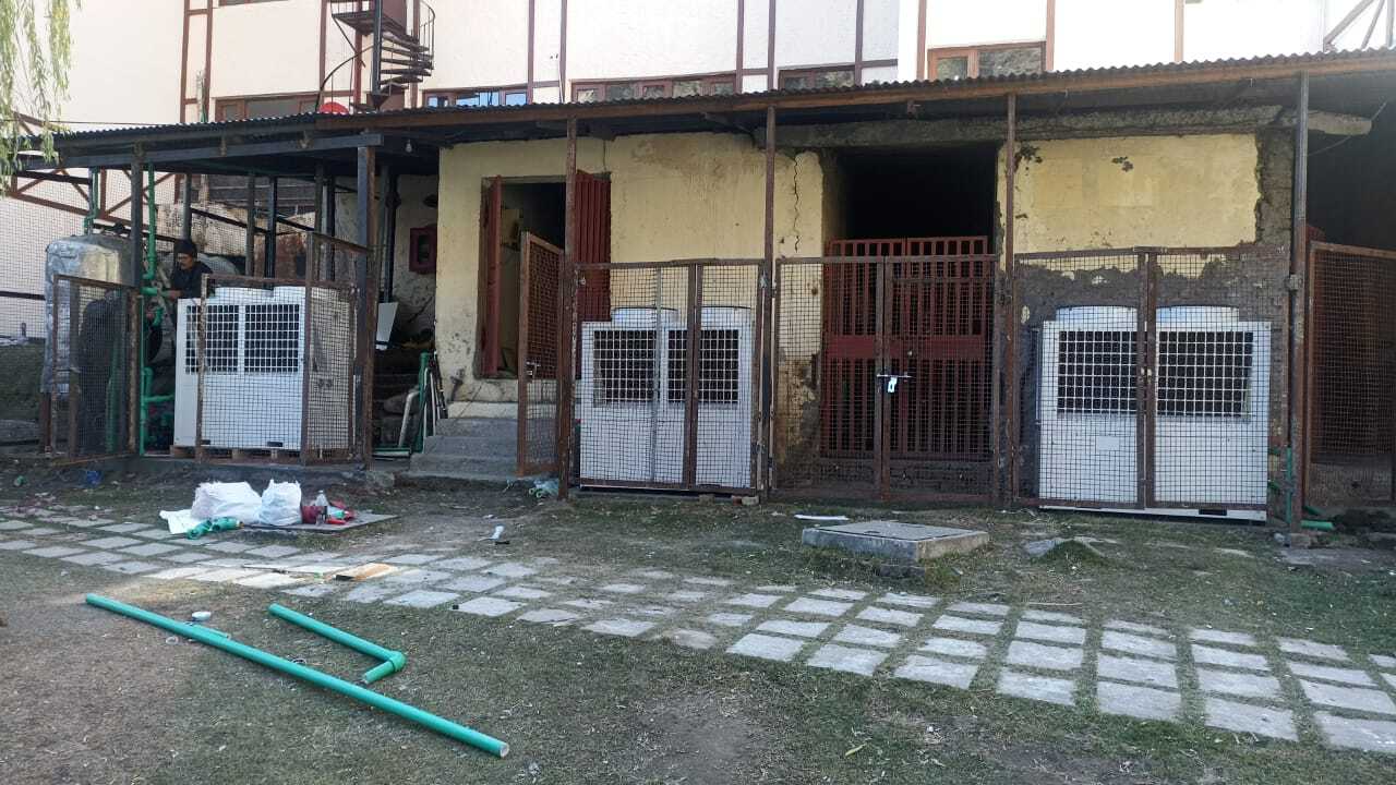 Evi Heat Pump - Color: White