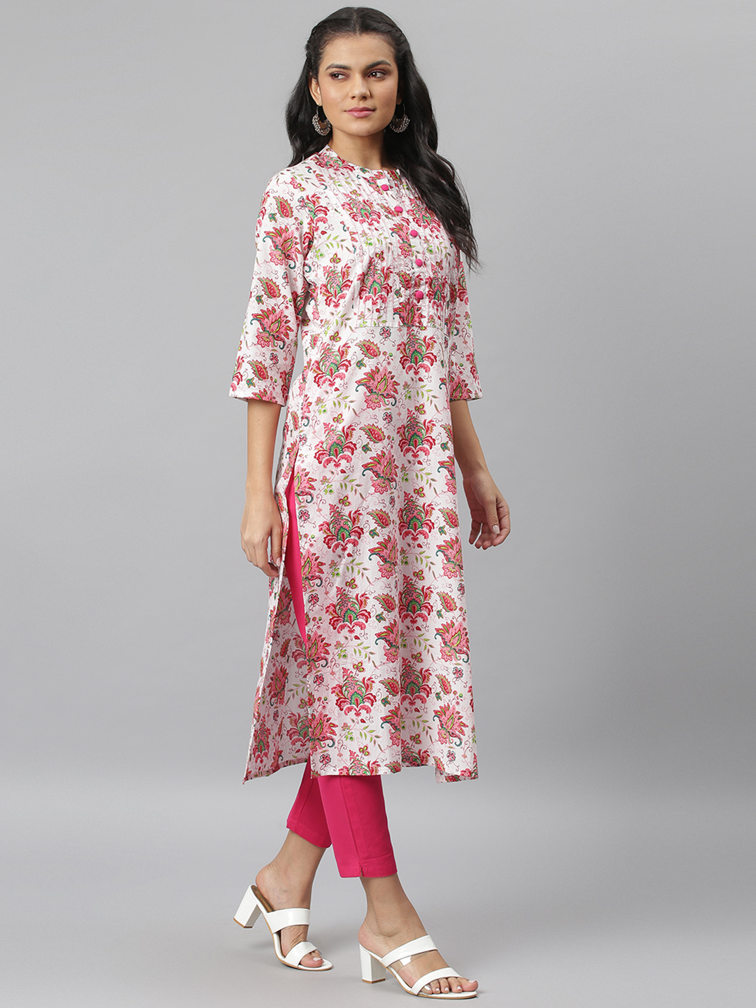 Women Printed Kurti - Cotton Fabric, Size S To Xxl, Multicolor Floral Pattern, 3-4th Sleeves, Quick Dry, Washable, Ethnic Style For Casual And Party Wear