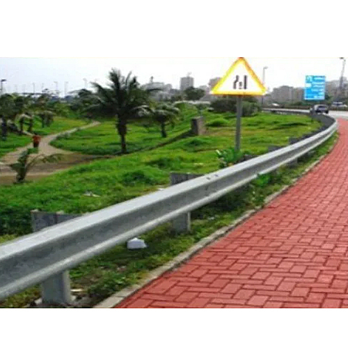 धातु बीम क्रैश बैरियर