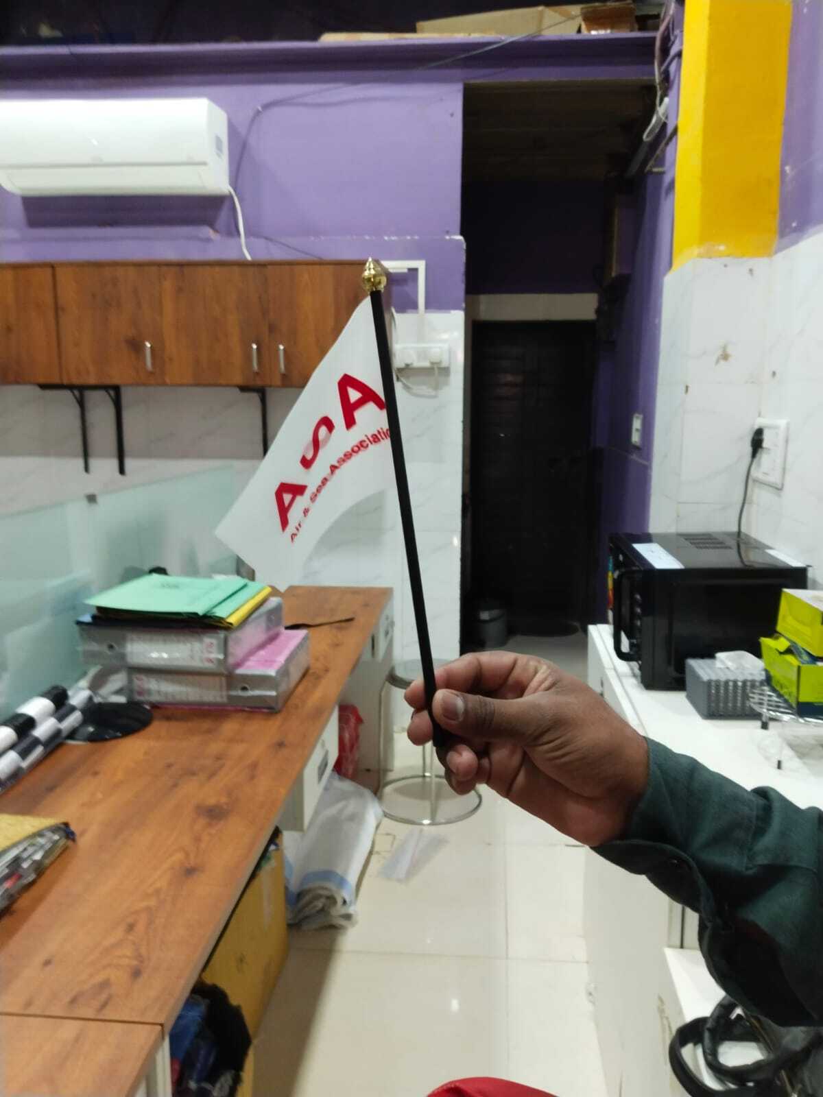 Hand Flags - 100% Woven Polyester, Sizes: 4"x6", 6"x9", 8"x12", 12"x18" | Fade Resistant, Uv Protected, Eco-friendly, Double Stitched