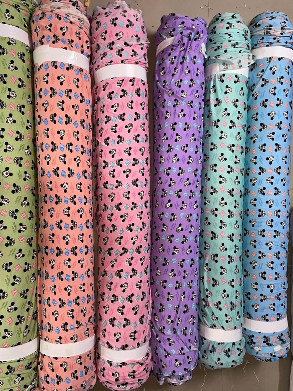 Snowfall Print Lycra Fabric