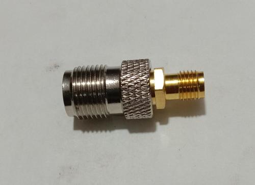 टीएनसी (एफ) से एसएमए (एफ) एडाप्टर 4Ghz आवेदन: आईबीएस - बीटीएस समाधान