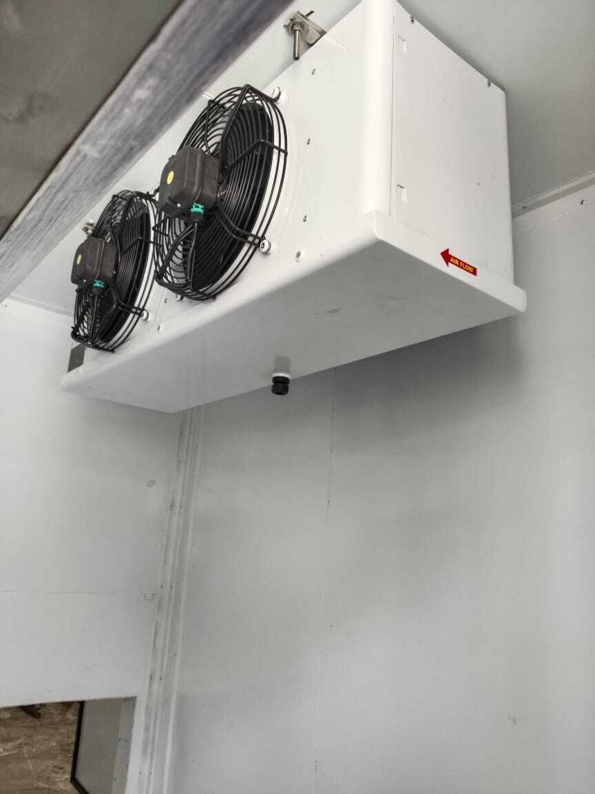 Ice Candy Hardness Tunel - Color: Silver