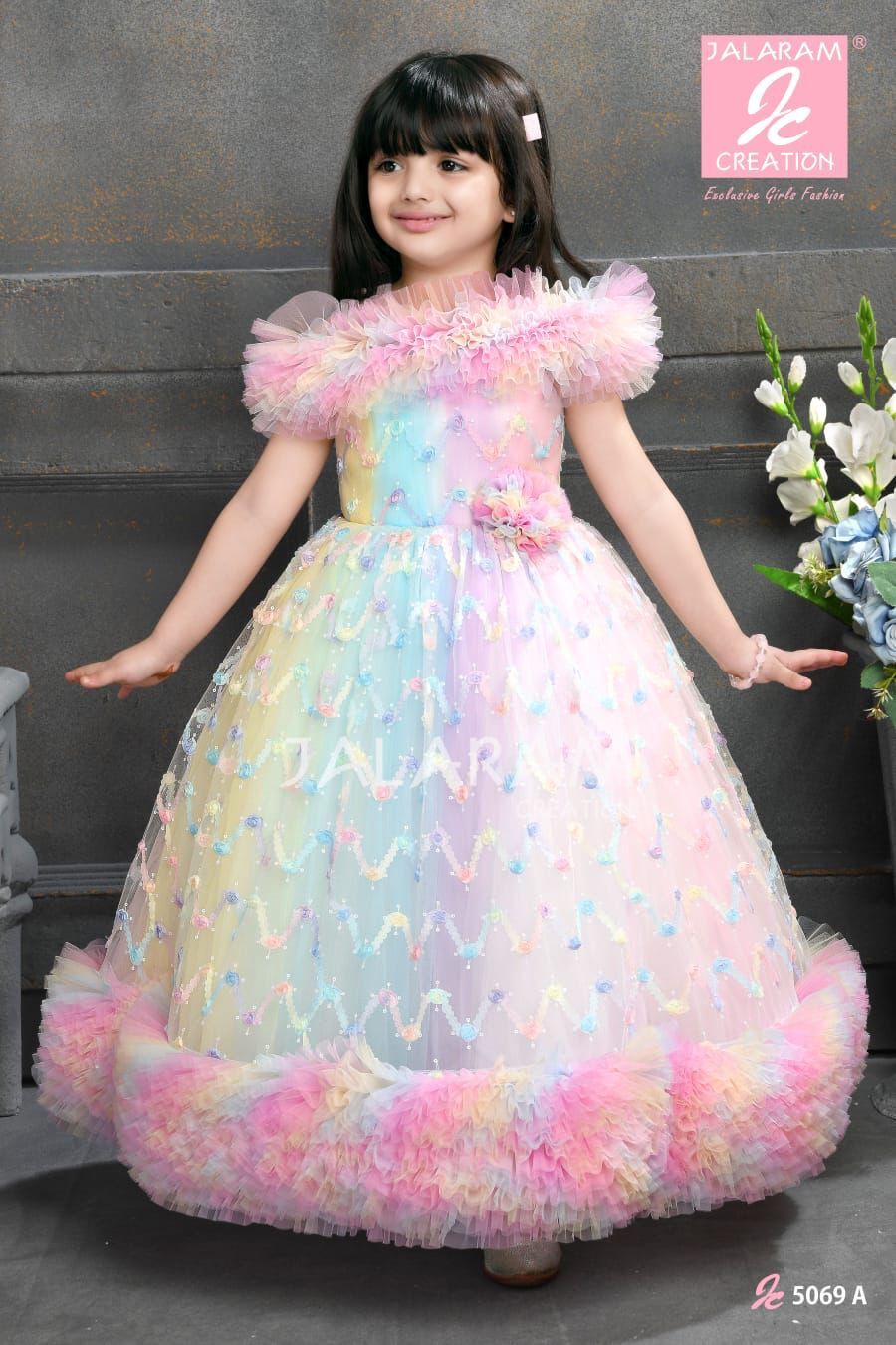 Girls Party Wear Gown at 1395.00 INR in New Delhi | Lekhu's Collection ...