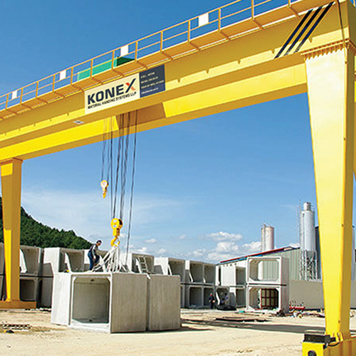 Heavy Duty Gantry Crane - Customized Size, Semi-Automatic Operation, Emergency Stop Feature for Industrial Safety