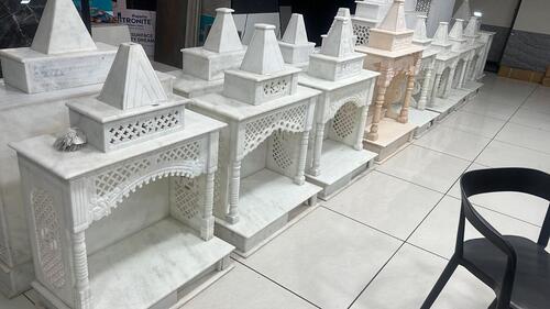 सफ़ेद संगमरमर का मंदिर - पत्थर हाउस