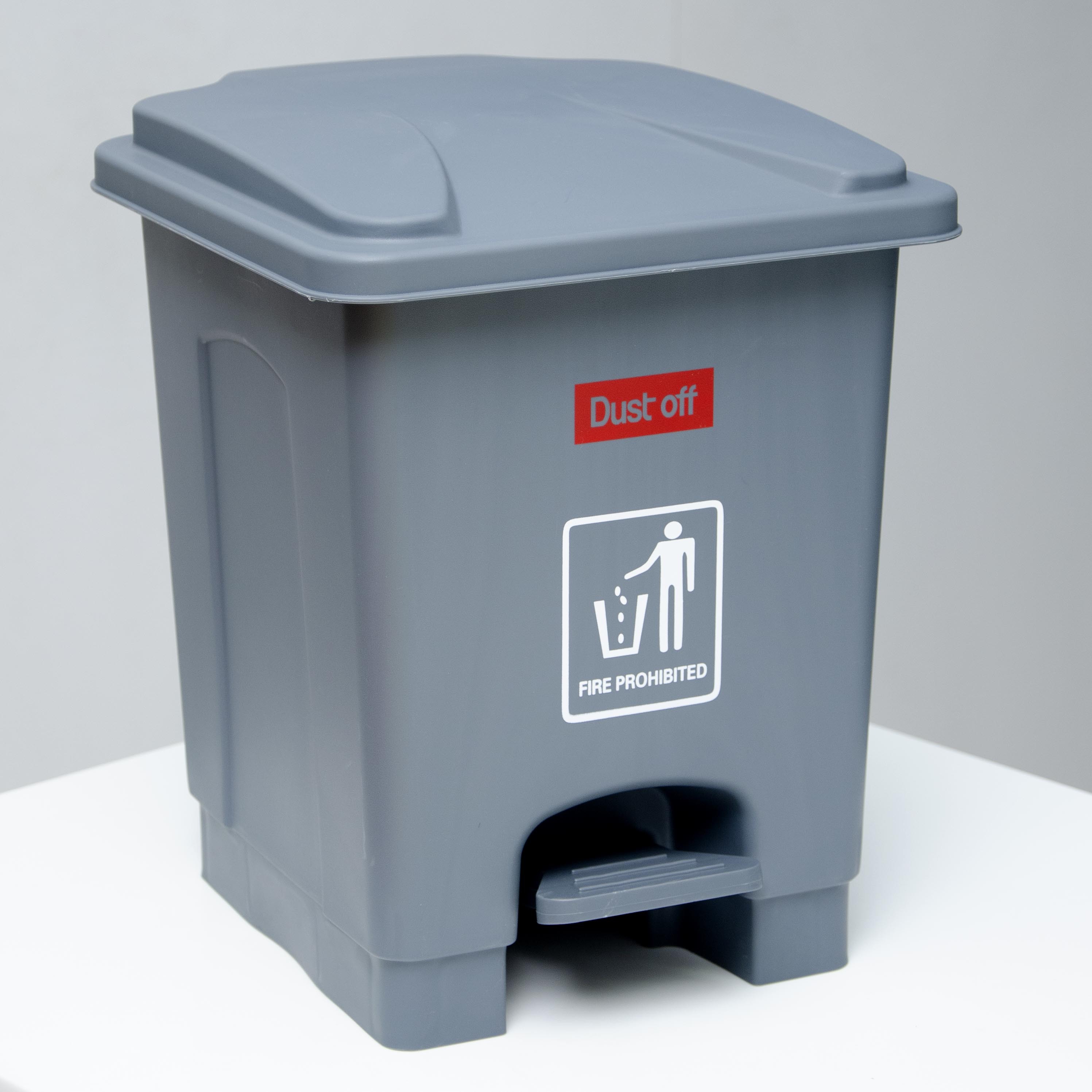 Garbage Bin With Pedal And Inner - 15l