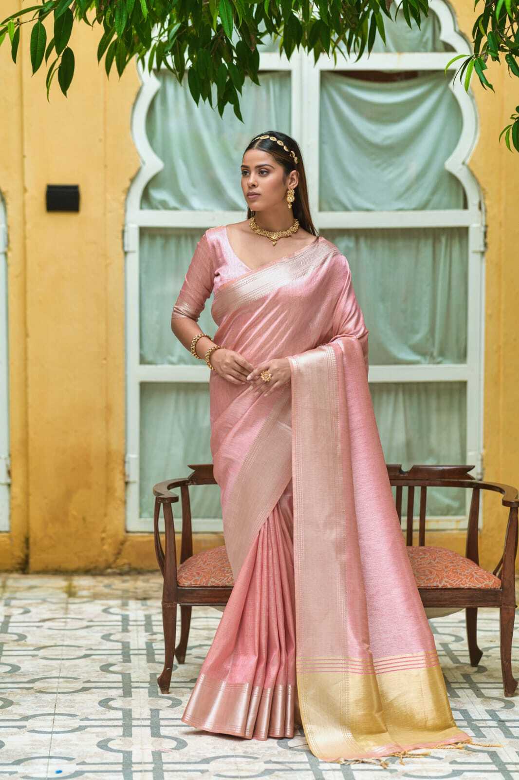 Linen Saree - Premium Quality Lightweight Fabric | Elegant Draping For Special Occasions