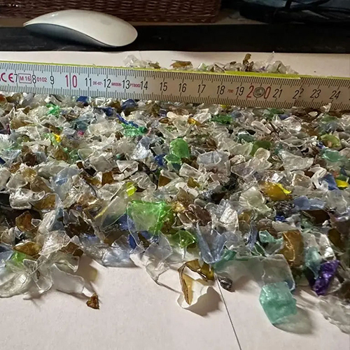 Mix Color Washed Recycled Plastic PET Flakes - Customizable Size & Irregular Shape | Eco-Friendly Solution with Various Color Options