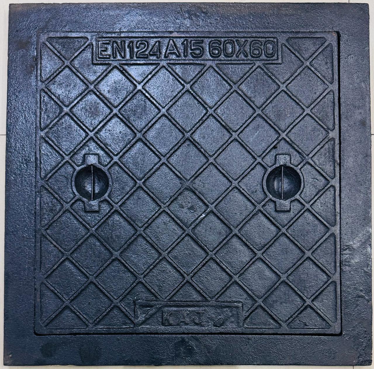 Cast Iron Manhole Cover - Square Design , Bitumen Coating For Enhanced Durability And Longevity