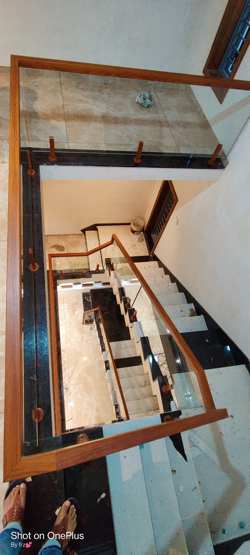 Aluminum Glass Railing Usage: Architectural Hardware