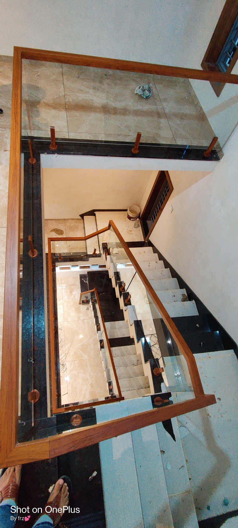 Aluminum Glass Railing Usage: Architectural Hardware