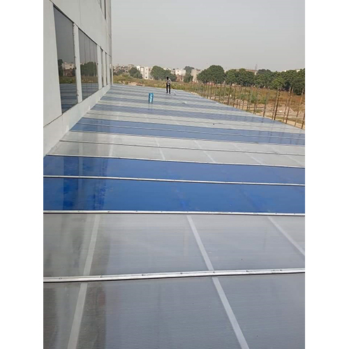 Pre Engineered Steel Structure - Pu Panel, Steel Roof, Concrete Floor, Available In Different Colors & Featuring Sliding Windows