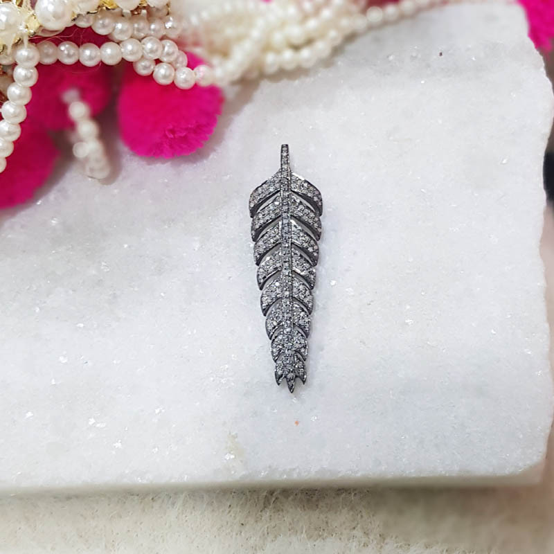 925 Starling Silver Handmade Long Pave Diamond Black Leaf Style Pendant - Gender: Unisex