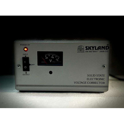 1KVA स्टेप-डाउन वोल्टेज स्टेबलाइज़र