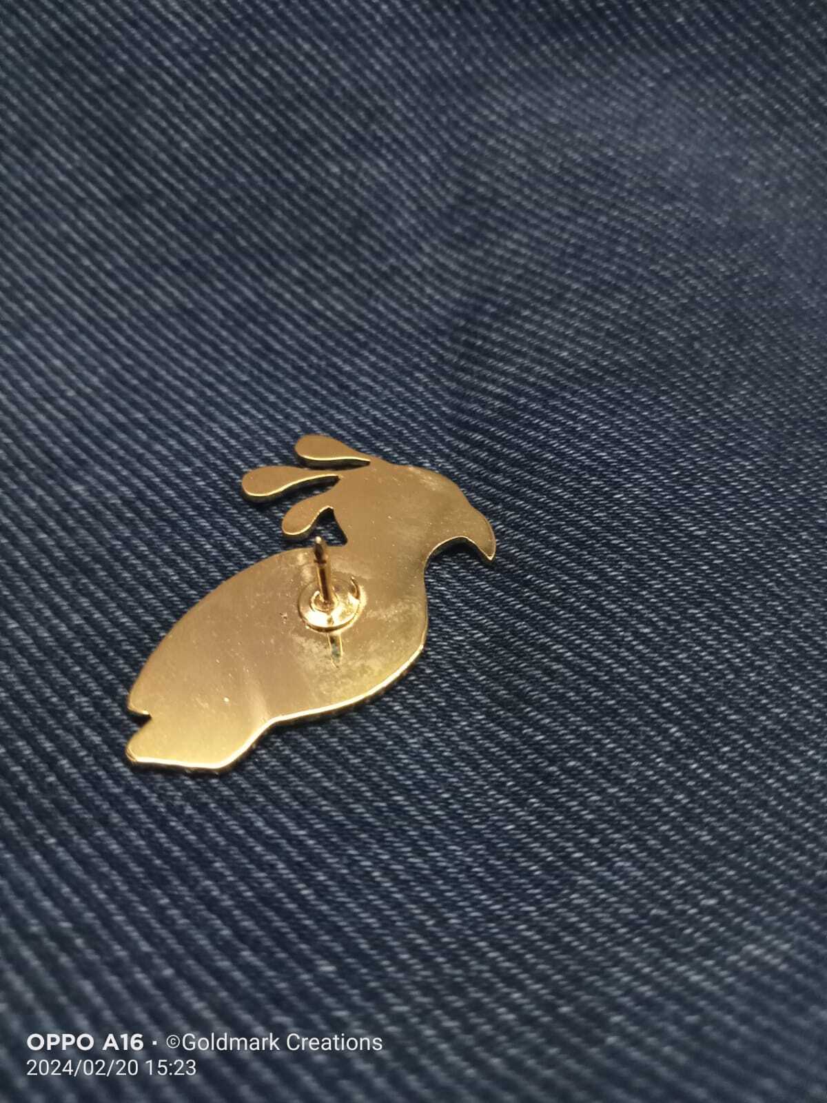 Bird Lapel Pin - Color: Customised