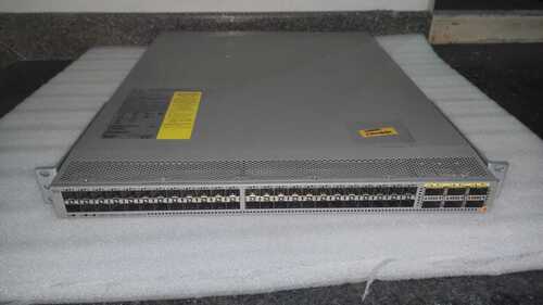 रेंट के लिए CISCO NEXUS N9K-C93180YC-FX स्विच