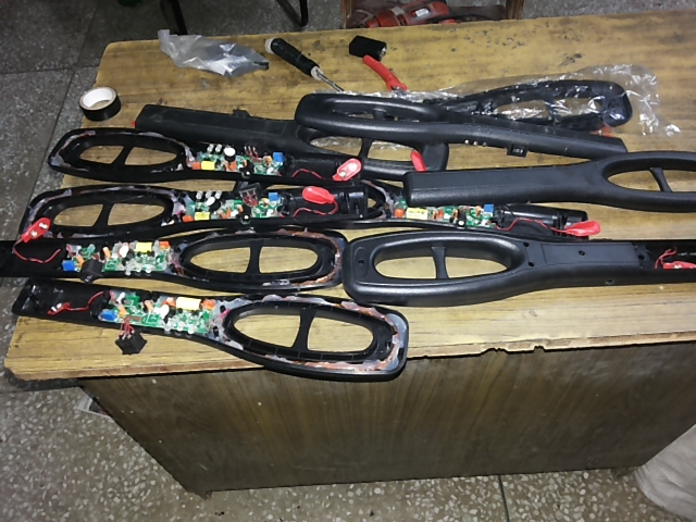 Hand Held Metal Detector Application: Security Checking