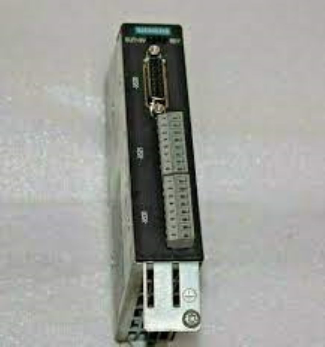 6sl3055-0aa00-5ca2-siemens Programmable Logic Controller - Dimension (L*w*h): 36.00 X 182.00 X 352.00 Millimeter (Mm)