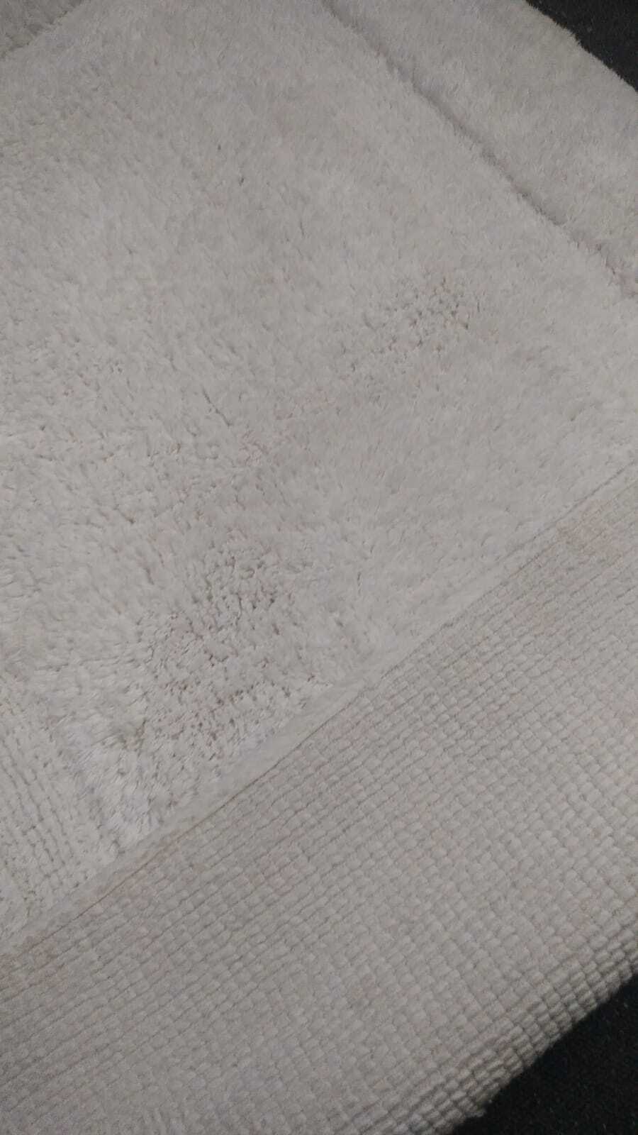 Bath Rugs 24x36 Inches - Cotton Material, 24x36 Inches, White Color | Anti-slip, Quick Drying, Hand Washable, Loop Pile, Deluxe Design