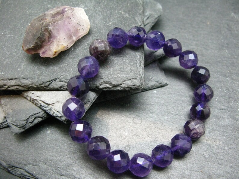 Amethyst Genuine Bracelet at 650.00 INR in Anand, Gujarat | Gemstone ...