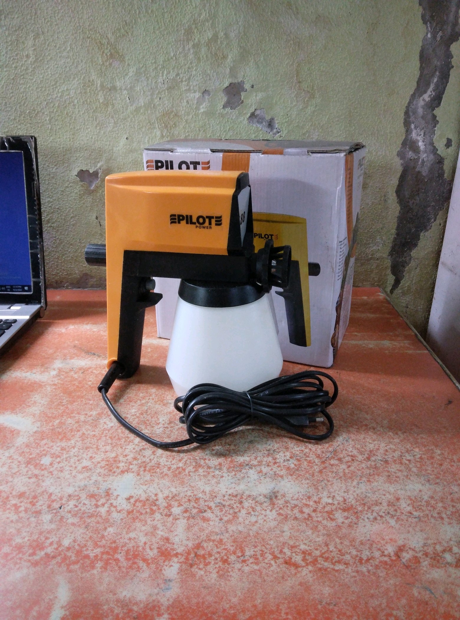 Pilot Electric Airless Spray Gun E-88 - Height: 24 Centimeter (Cm)