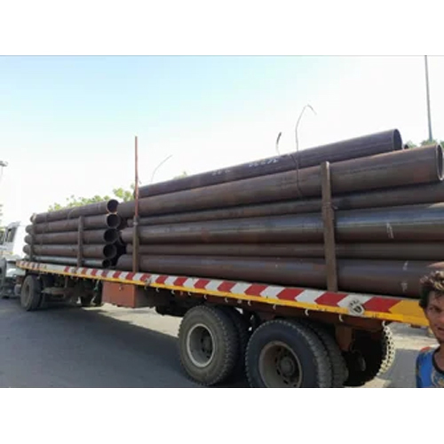 Carbon Steel Seamless Pipes - High-Quality Carbon Steel Material, Round Shape, Sleek Silver Color