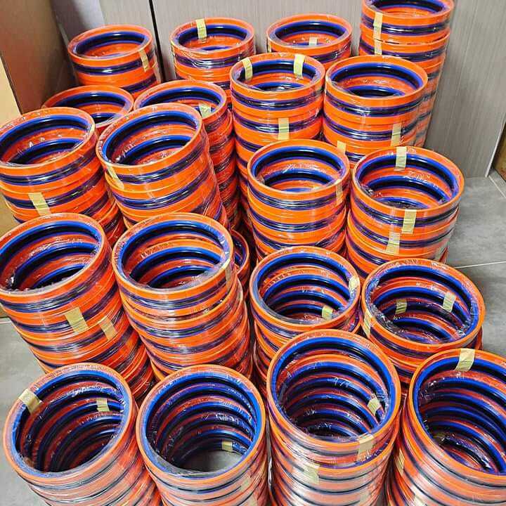 Oil Seals - Metal & Rubber, Variable Inner & Outer Diameter | Contamination Block, Leak Prevention, Lubricant Retention, System Longevity, Wear Reduction