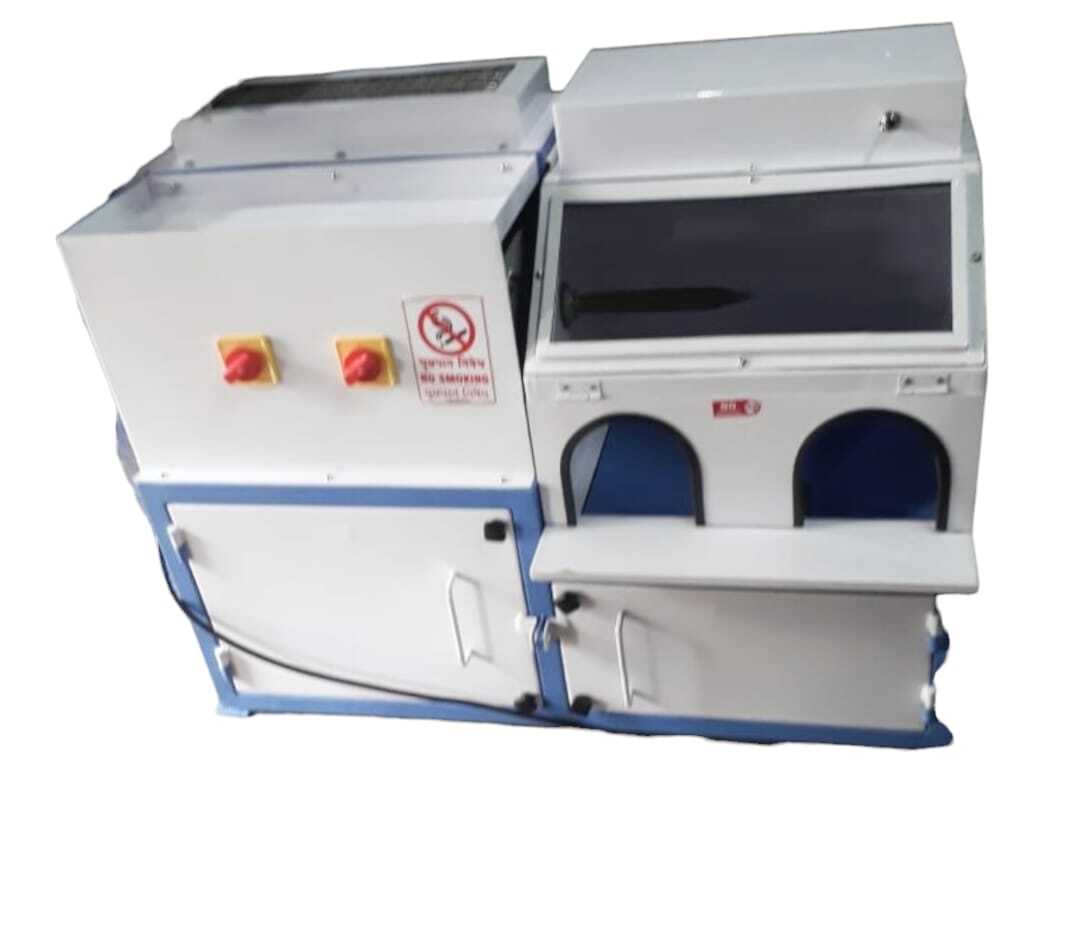Vacuum Polishing Machine