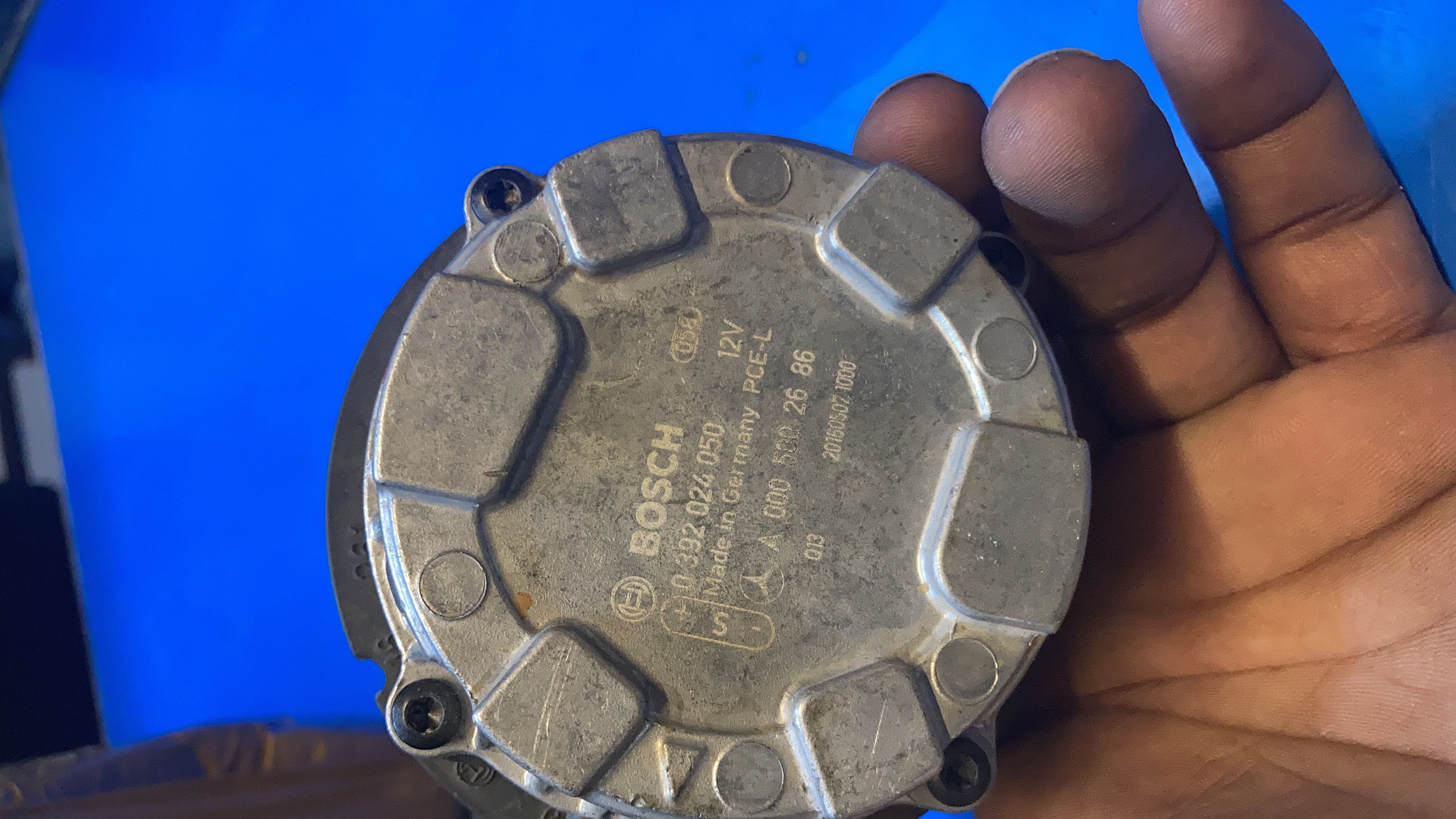 Power Steering Pump For Jaguar Xf - Finish: Good