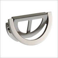 दरवाजे खींचने वाला