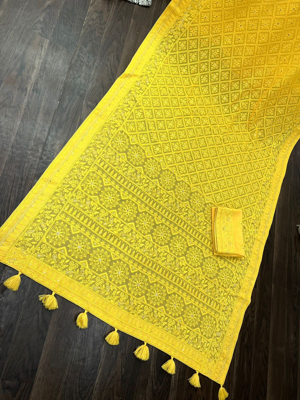 Chikankari Saree
