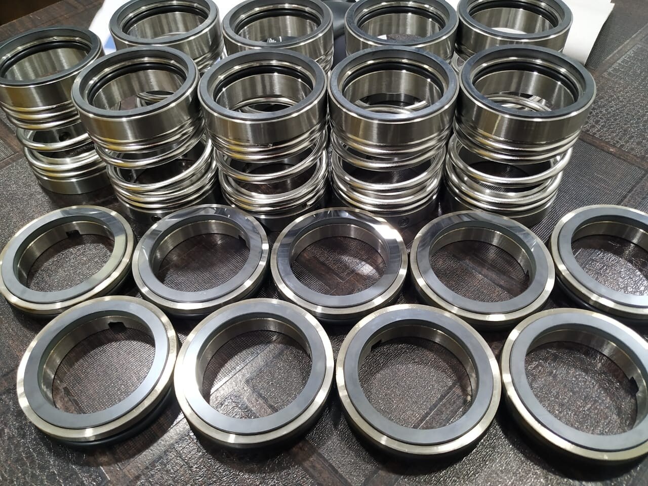 Single Spring Mechanical Seal Hardness: Rigid