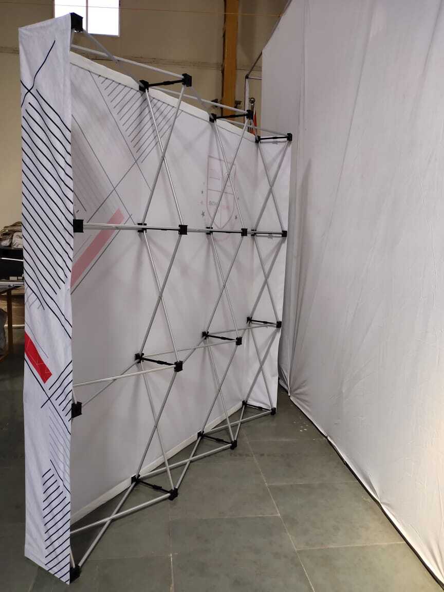 Fabric Pop Up Display - Flagpole Material: Aluminium