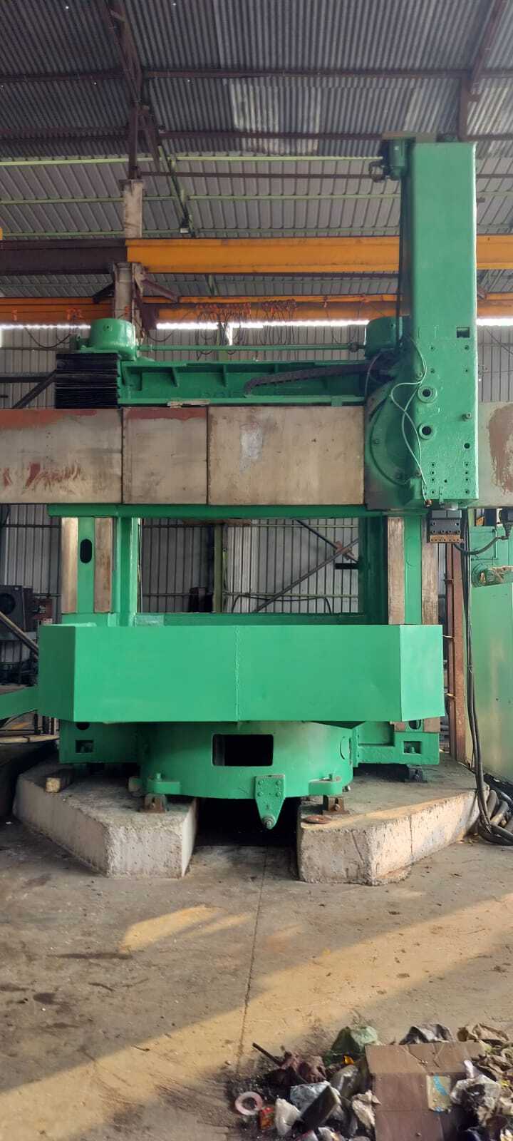 Rafamet Vertical Turning Lathe