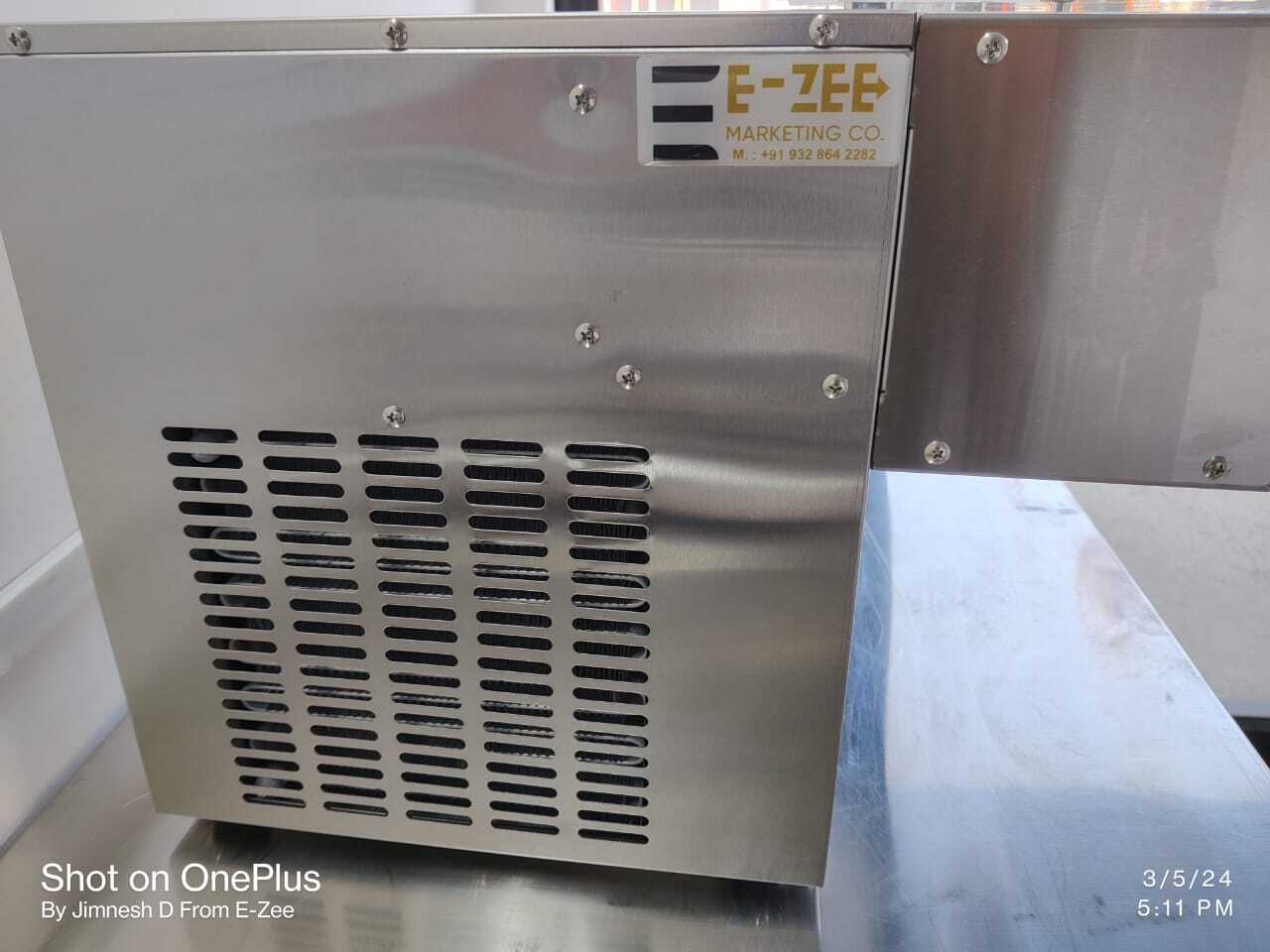 Korean Ice Flake Machine - Color: Silver