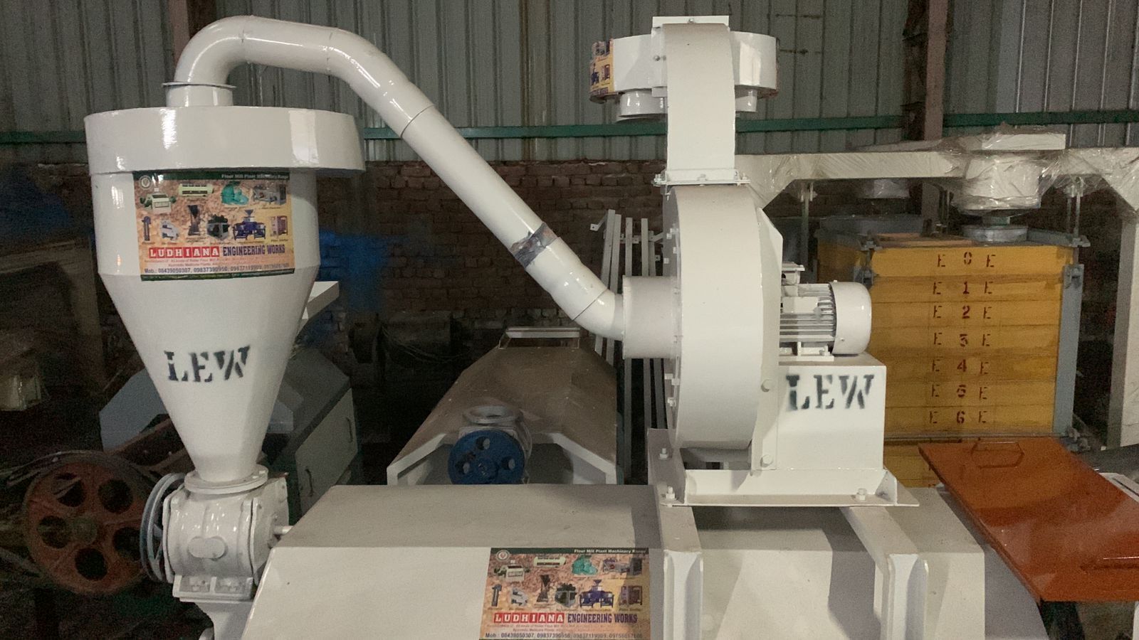 Flour Mill Plant - Capacity: Requirement Based Ton/day