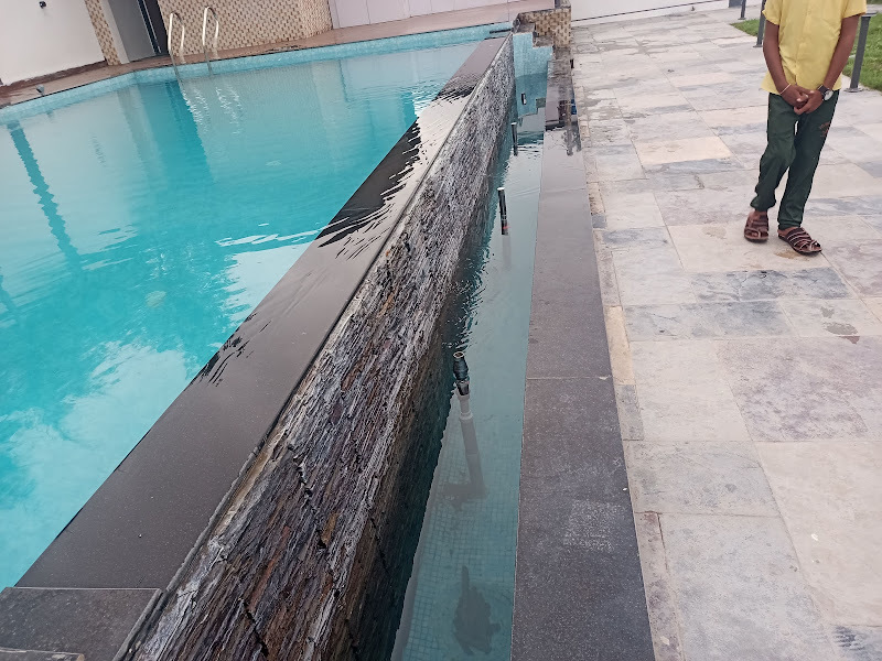 Infinity Swimming Pool Construction